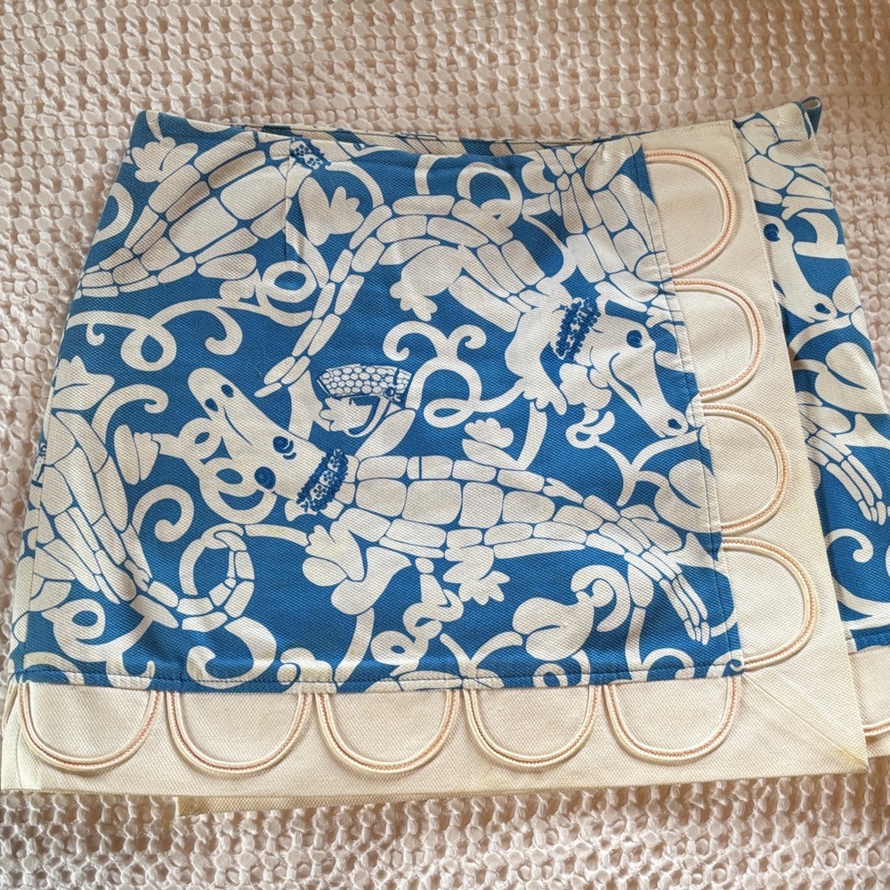 Lilly Pulitzer Blue and Cream Alligator Skirt